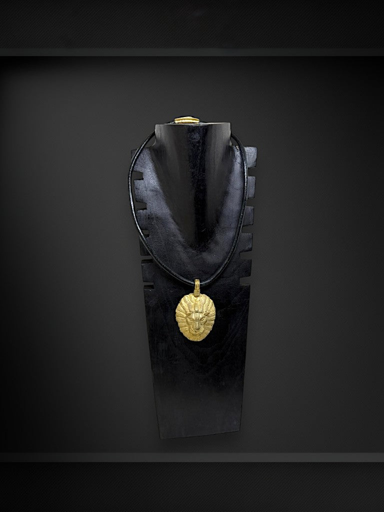 Collier "TETE DE LION"