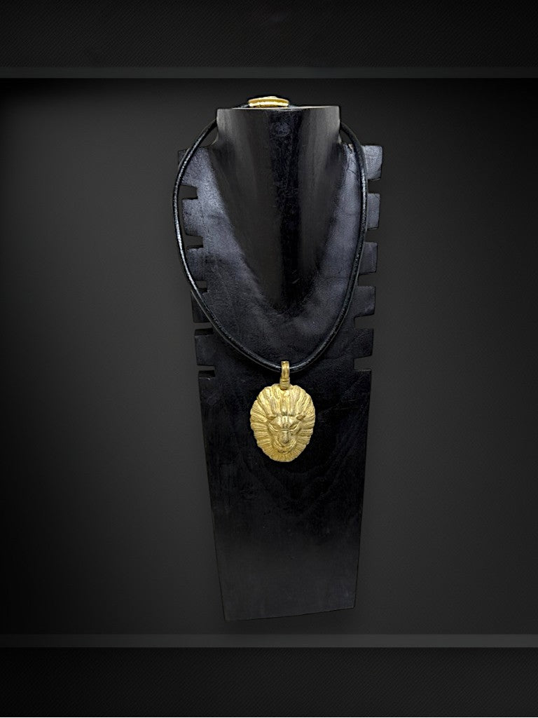 Collier "TETE DE LION"