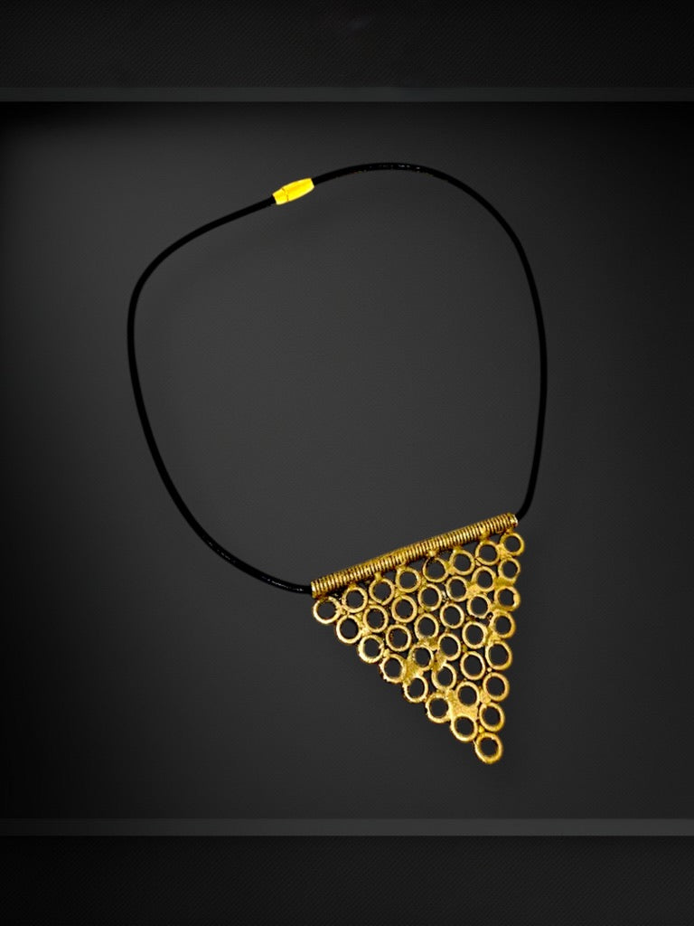 Collier "TRIADE DOREE"