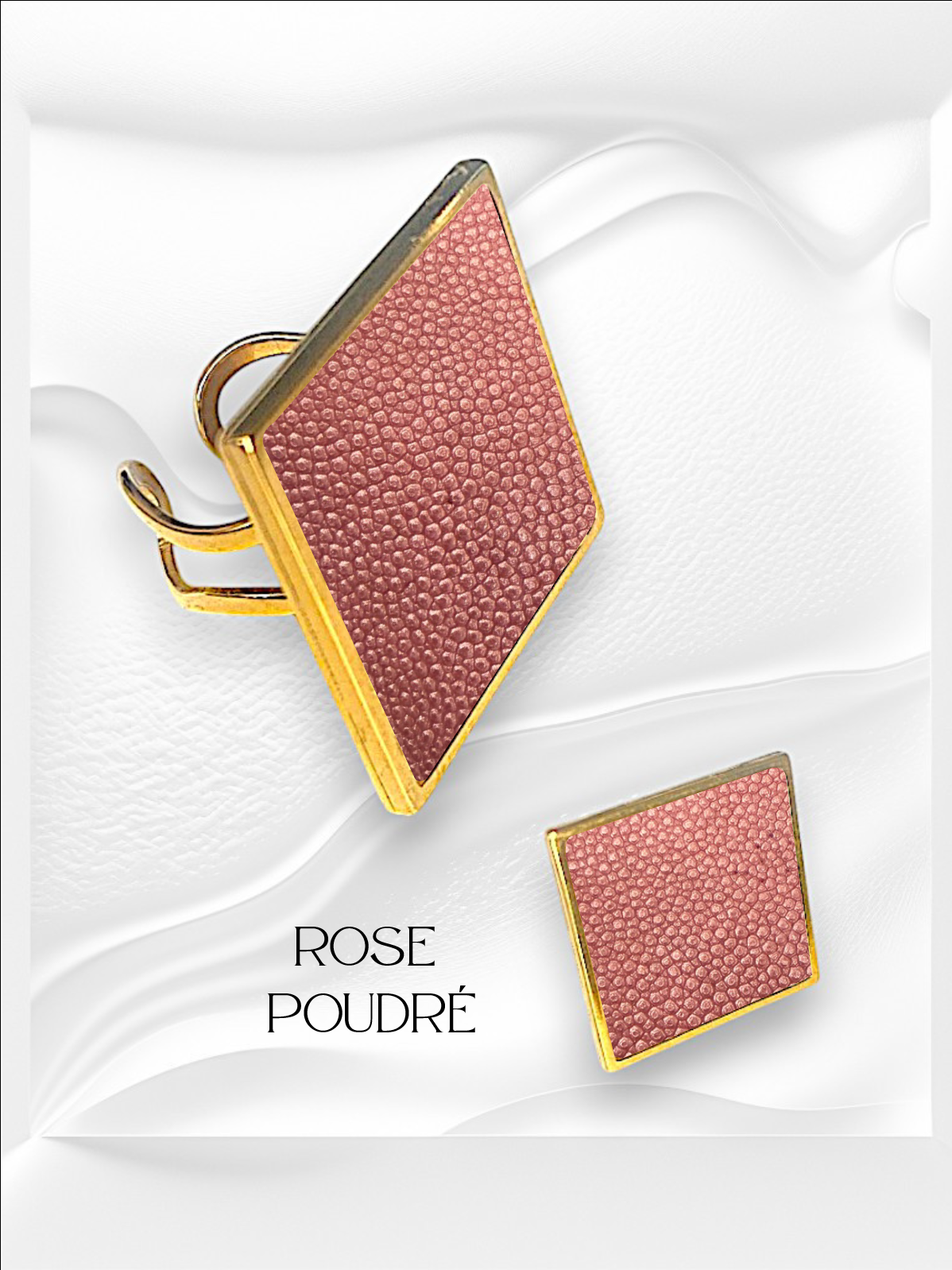 Bague carrée en cuir de Galuchat "STYLE"