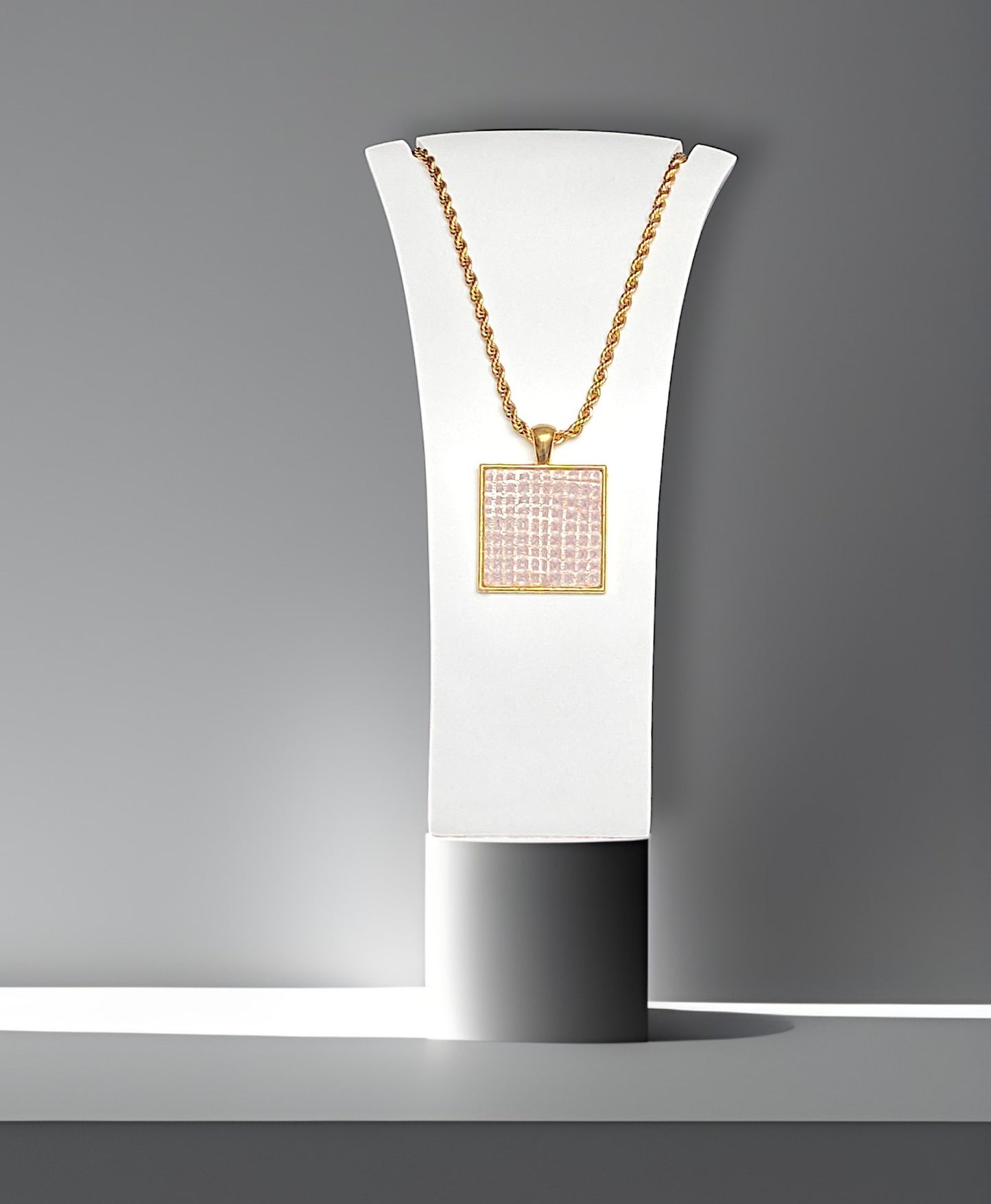 Collier - MADELINE