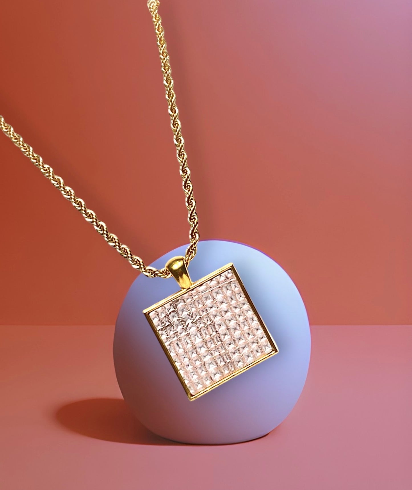 Collier - MADELINE