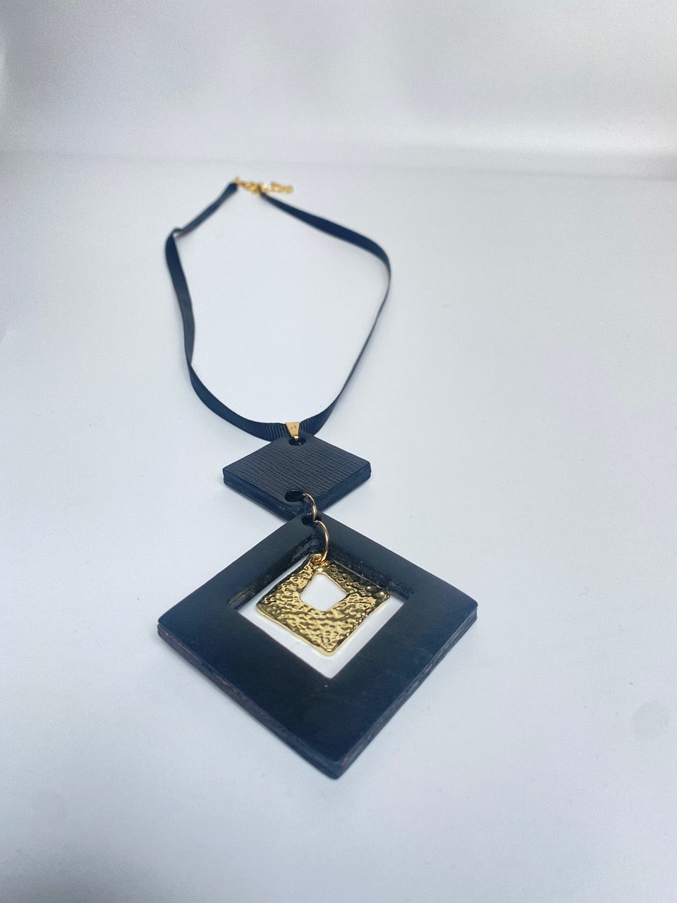 Collier - SQUARE
