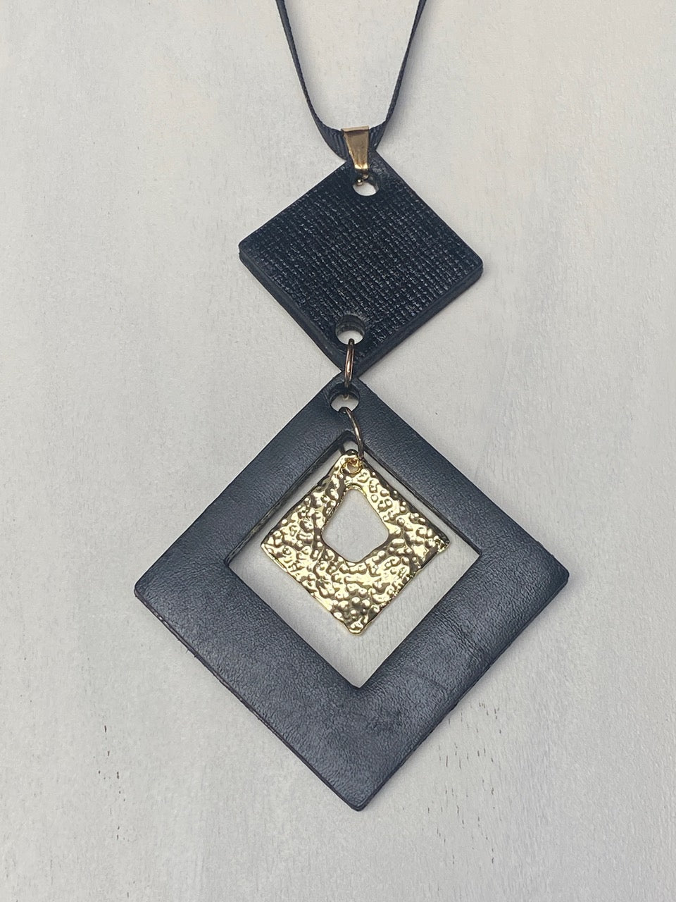 Collier - SQUARE